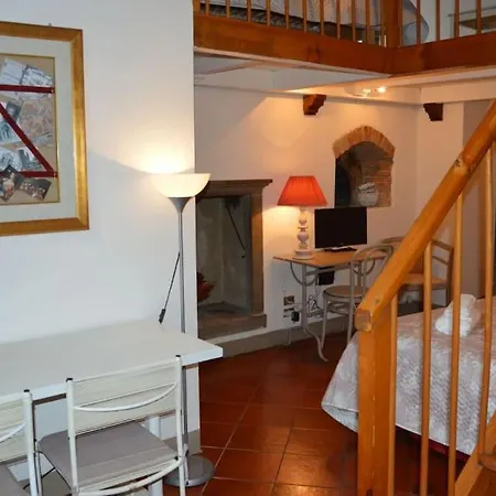 Artemisia Antique Salvecchio Apartman